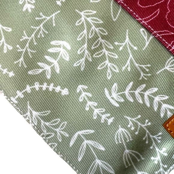 REMY+ROO PET BANDANAS LOT OF 3 Sell for 25 each get all three - Picture 7 of 11